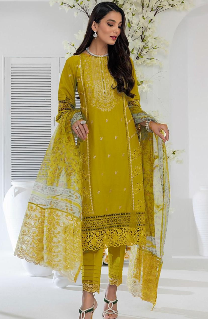 Maria B D#063 – Luxury 3pc Dhanak Suit with Wool Print Shawl