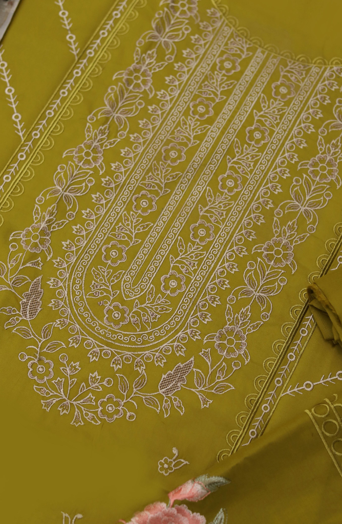 Maria B D#063 – Luxury 3pc Dhanak Suit with Wool Print Shawl