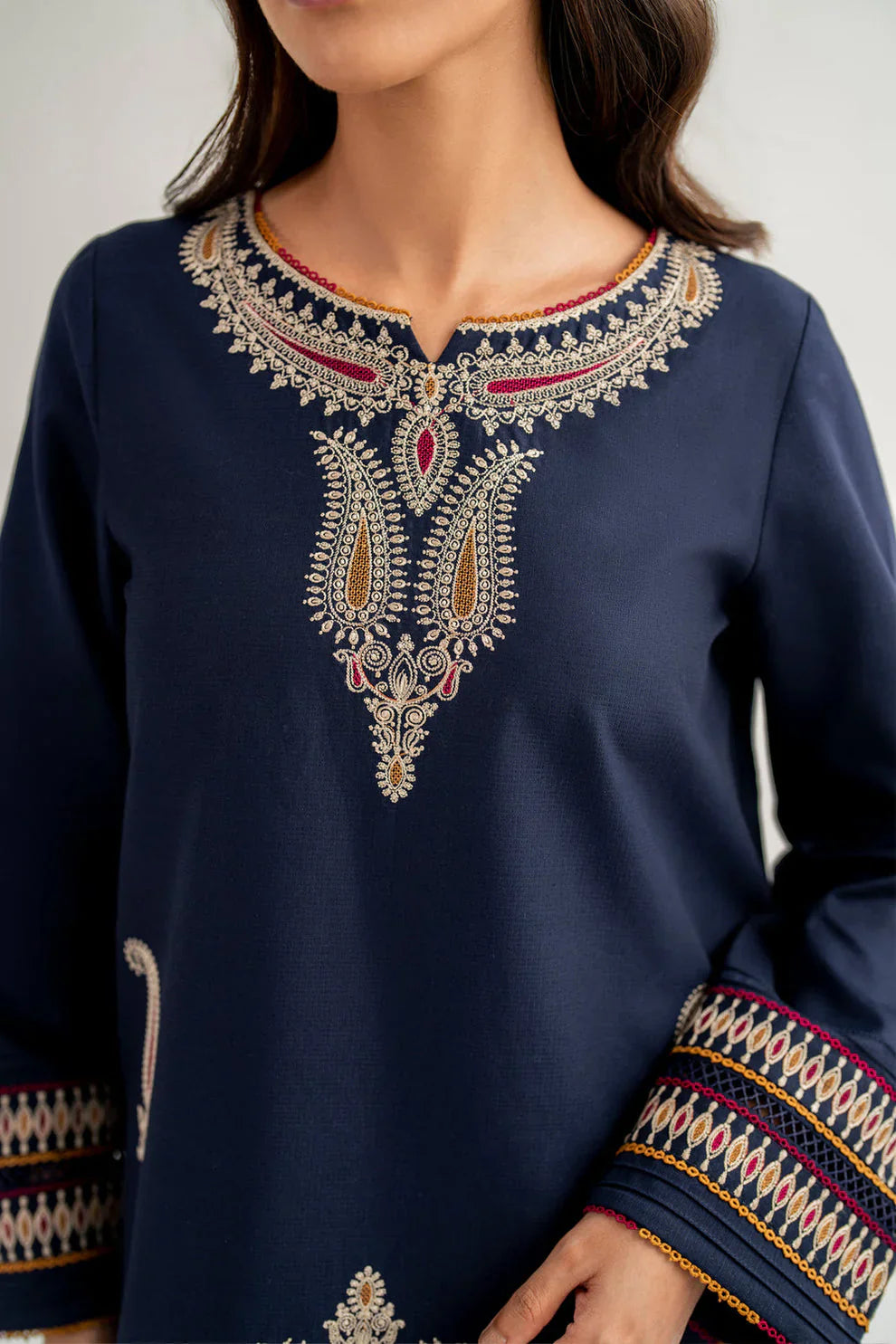 Sapphire D#014 – Luxury 3pc Dhanak Suit with Wool Shawl