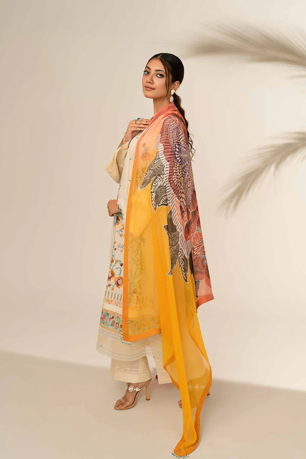 Nishat D#012 – Luxury 3pc Dhanak Suit with Wool Shawl