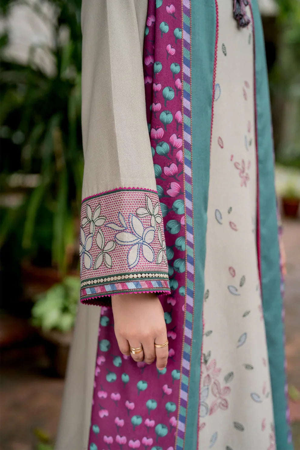 Jazmin D#054 – Luxury 3pc Dhanak Suit with Wool Shawl