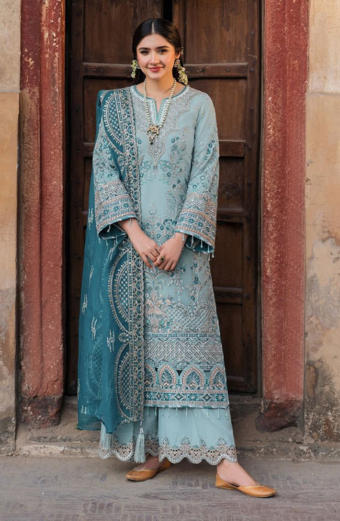 EMBROIDERED SEQUINS ORGANZA 3PC E#005