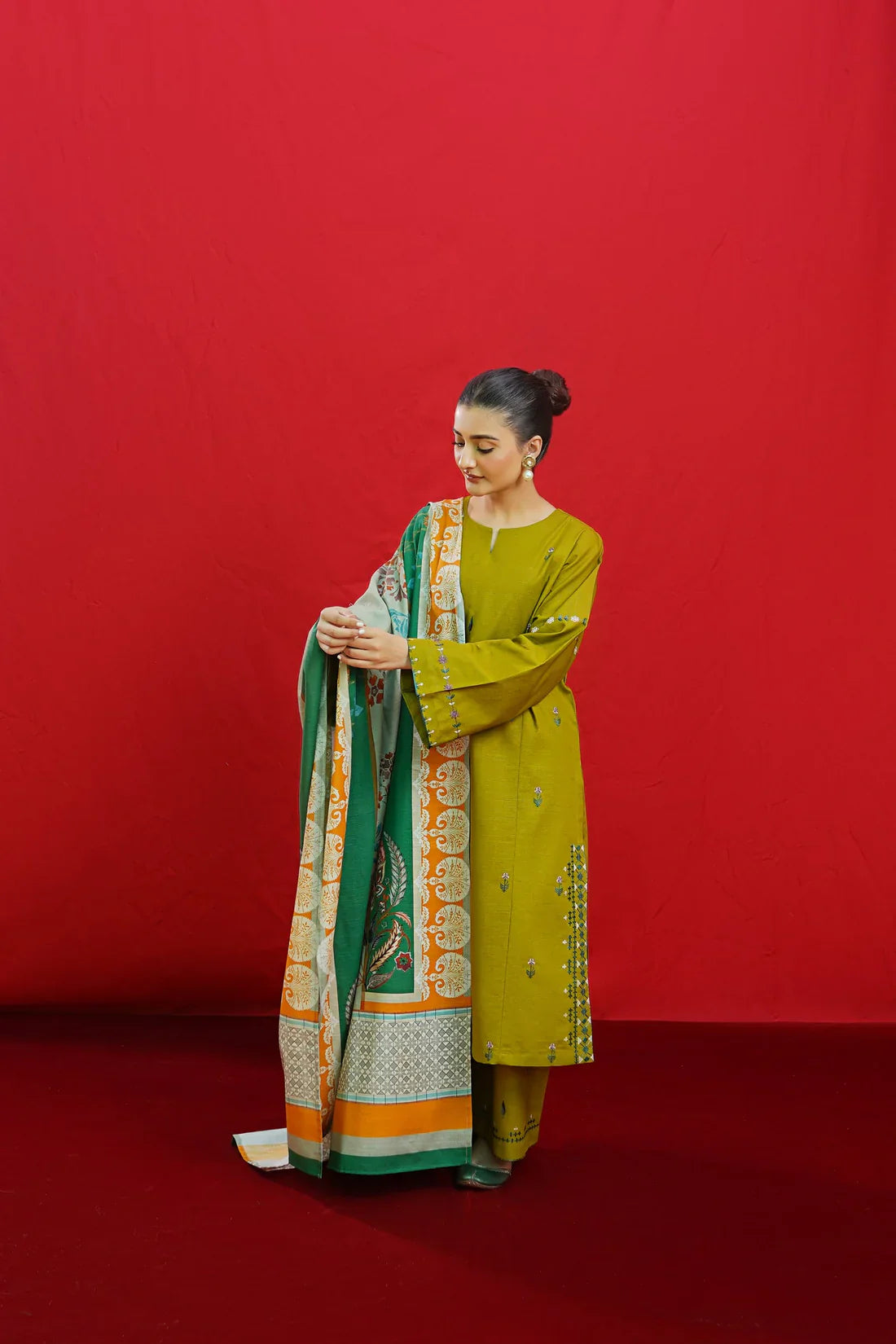 Urge D#051 – Luxury 3pc Dhanak Suit with Wool Shawl
