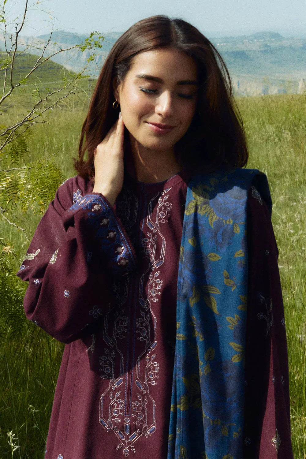 Coco by Zara Shahjahan D#053 – Luxury 3pc Dhanak Suit with Wool Shawl