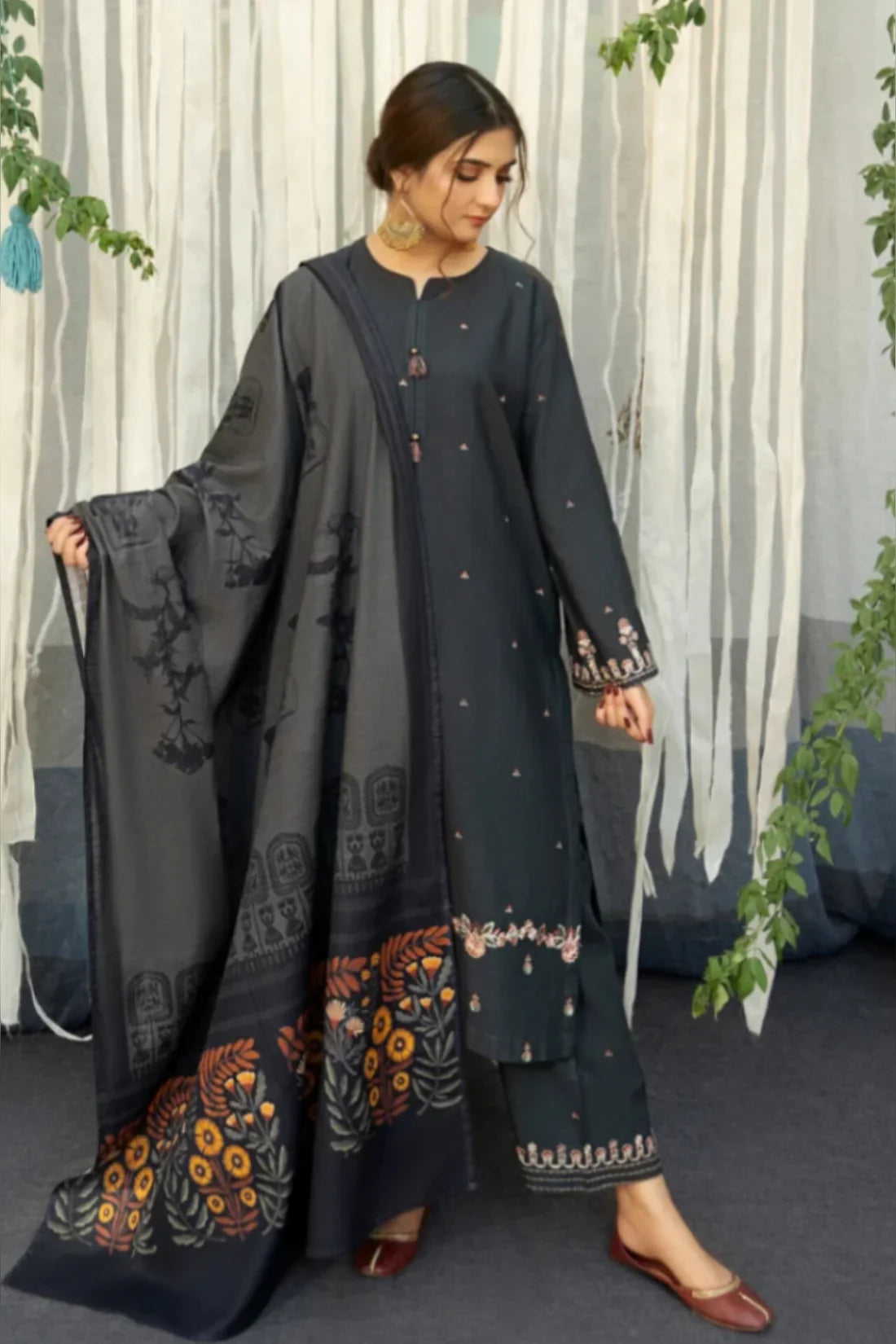 Urge D#021 – Luxury 3pc Dhanak Suit with Wool Shawl